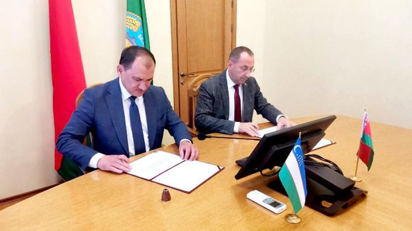 Узбекистан и Беларусь подписали план по доведению торговли продовольствием до $1 млрд. - Sputnik Ўзбекистон
