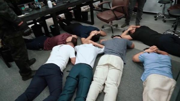 В Ташкенте раскрыли два мошеннических колл-центра, обманывавших граждан зарубежных стран - Sputnik Узбекистан