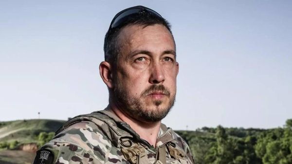Комбриг ВСУ, приказавший убить обидчиков жены, объявлен в розыск - Sputnik Узбекистан