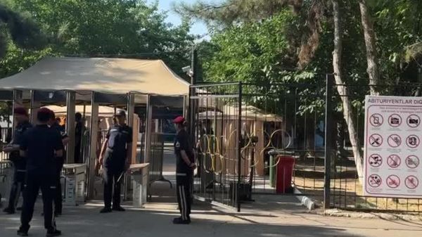 В Шайхантахурском районе Ташкента проходят вступительные экзамены в вузы - Sputnik Узбекистан
