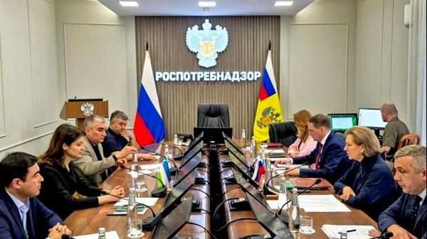 Делегация Узбекистана встретилась с главой Федерального медико-биологического агентства Вероникой Скворцовой и руководителем Роспотребнадзора Анной Поповой - Sputnik Узбекистан