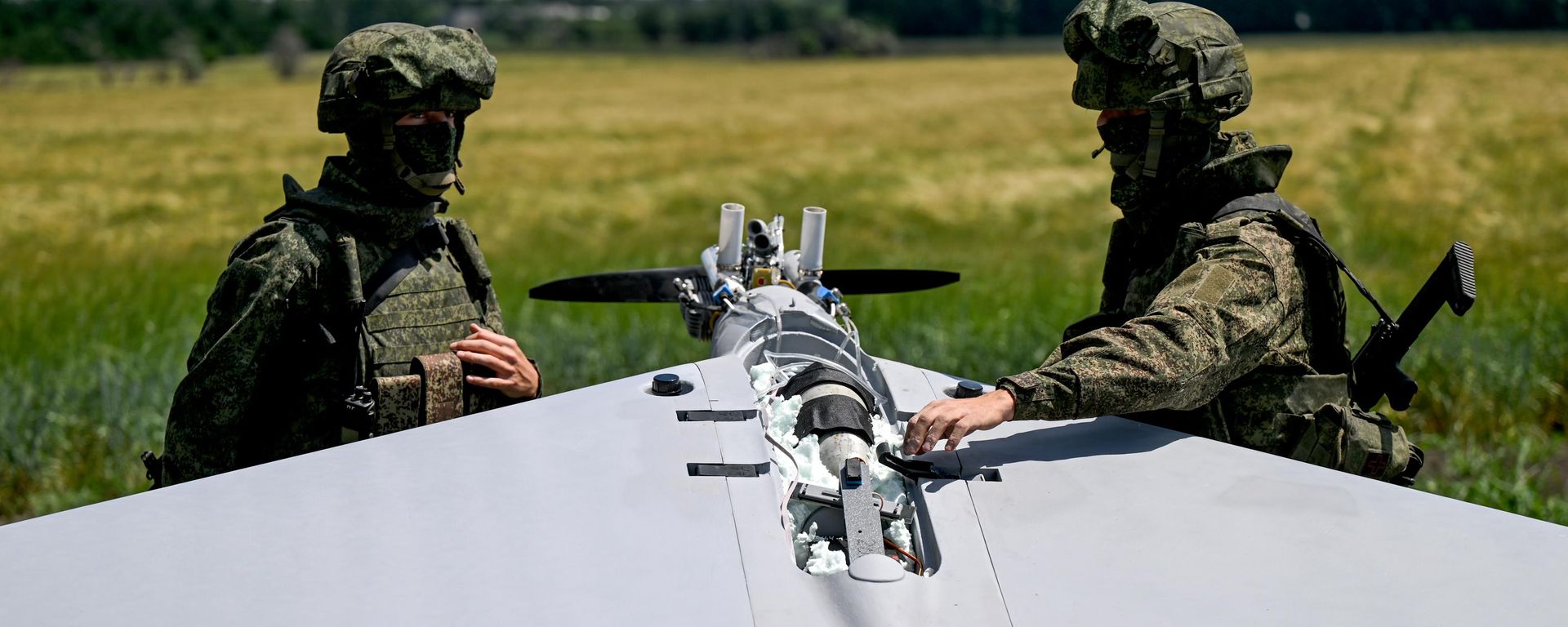 Боевая работа расчета БПЛА БМ-70 группировки войск Центр на Добропольском направлении СВО - Sputnik Узбекистан, 1920, 07.08.2026