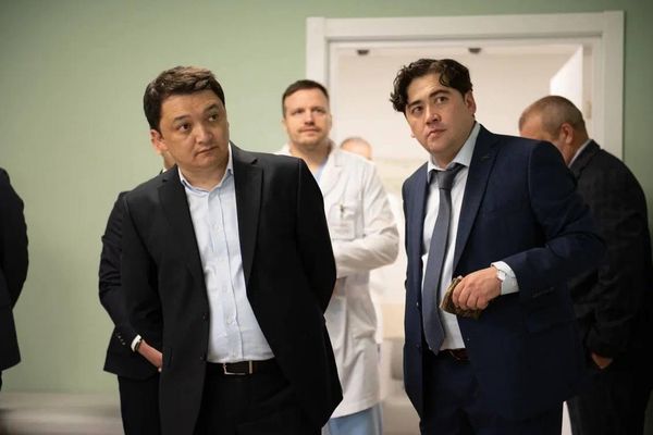 Узбекская делегация посетила Онкоцентр им Узбекская делегация посетила Онкоцентр им - Sputnik Узбекистан