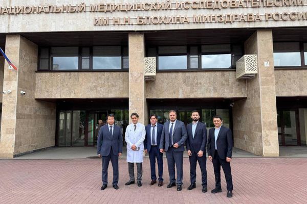 Узбекская делегация посетила Онкоцентр им Узбекская делегация посетила Онкоцентр им - Sputnik Узбекистан
