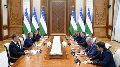 Президент Узбекистана Шавкат Мирзиёев принял делегацию Республики Беларусь во главе с заместителем Премьер-министра Виктором Каранкевичем