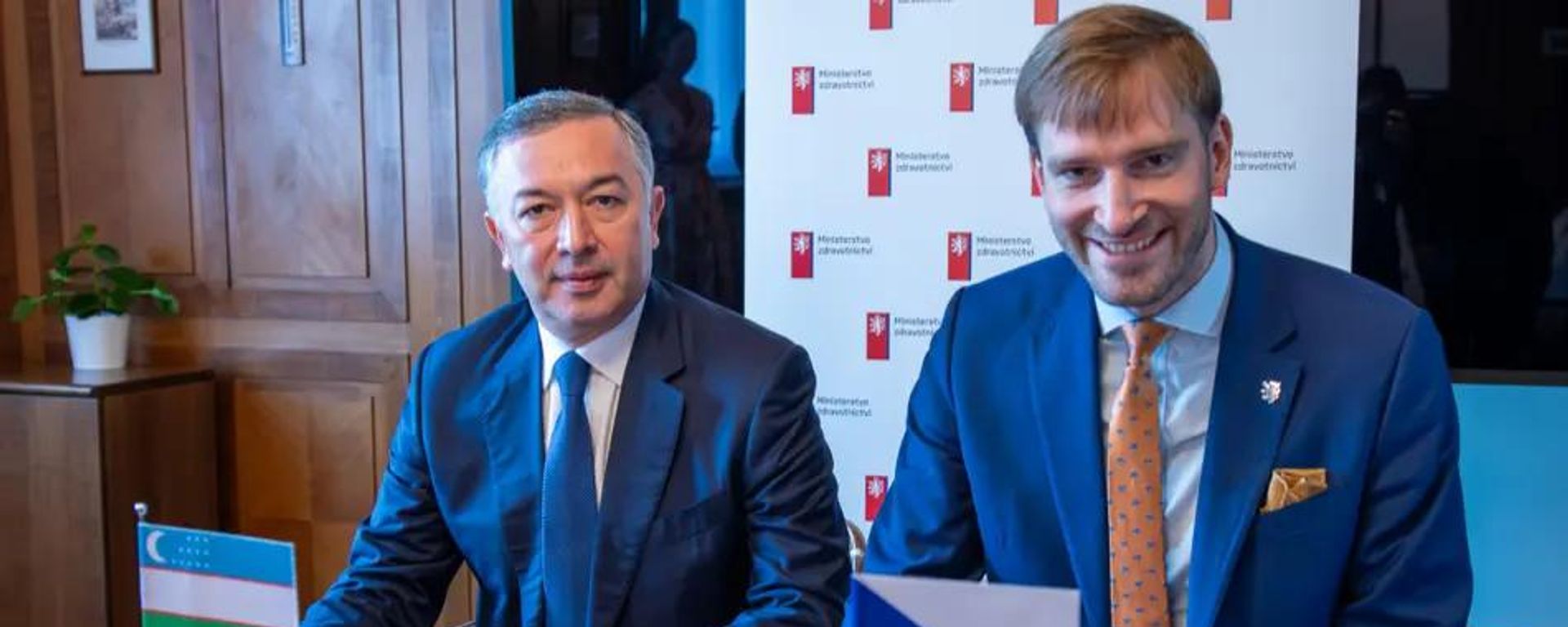 По итогам встреч делегации РУз с представителями государственных органов, деловых кругов и медицинских организаций Чехии подписали ряд документов - Sputnik Узбекистан, 1920, 21.07.2026