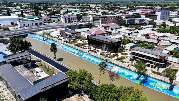 В Уртачирчикском районе Ташобласти благоустроили набережную канала Карасу - Sputnik Узбекистан