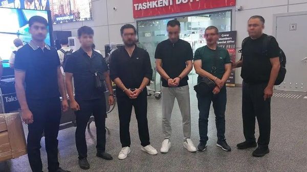 Из Турции в Узбекистан экстрадировали троих мужчин, находившихся в международном розыске - Sputnik Узбекистан