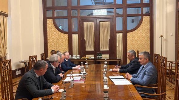 В Ташкенте этой осенью может пройти мероприятие в рамках Форума Петербургский диалог - Sputnik Узбекистан