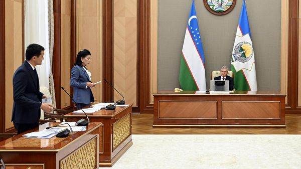 Президент Шавкат Мирзиёев ознакомился с презентацией по модернизации котельной Нукуса - Sputnik Ўзбекистон