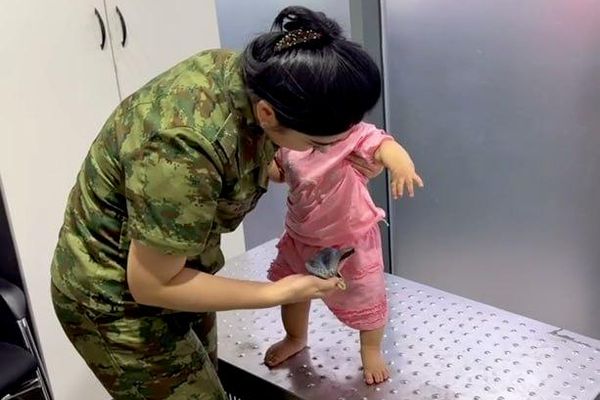 🟠 Таможенники Ташобласти пресекли незаконный вывоз из Узбекистана валюты и золотых слитков - Sputnik Узбекистан