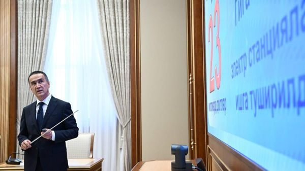 Шавкату Мирзиёеву доложили о ходе работ в сфере электро- и газоснабжения - Sputnik Узбекистан
