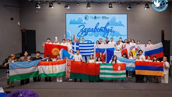 Заезд в рамках культурно-образовательной программы Здравствуй, Россия! Россотрудничества - Sputnik Ўзбекистон