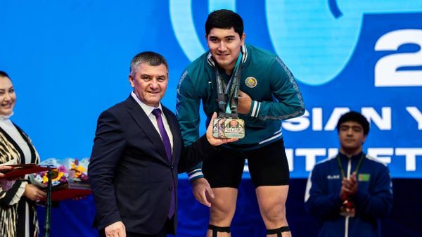 V chempionate Azii po tajeloy atletike sportsmeni Uzbekistana zavoyevali 18 medaley - Sputnik O‘zbekiston