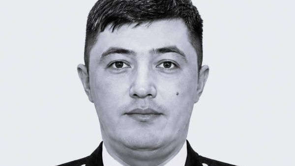 В Ташкенте спасатель МЧС погиб при эвакуации людей из горящего дома - Sputnik Узбекистан