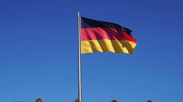 Флаг Германии  - Sputnik Ўзбекистон