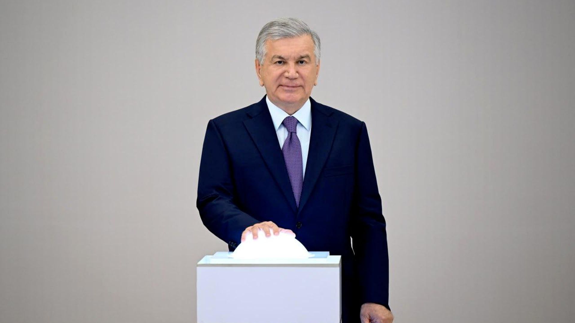 Шавкат Мирзиёев в Хиве ввел в строй 12 проектов на $176 млн Шавкат Мирзиёев в Хиве ввел в строй 12 проектов на $176 млн - Sputnik Узбекистан, 1920, 17.08.2026