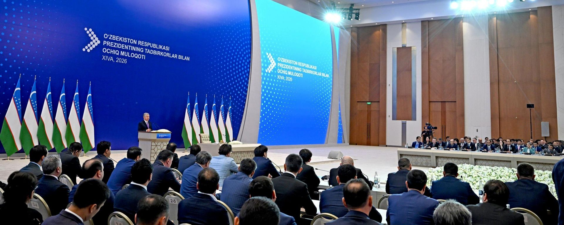  VI otkritiy dialog Prezidenta Shavkata Mirziyoyeva s predprinimatelyami. - Sputnik O‘zbekiston, 1920, 18.08.2026