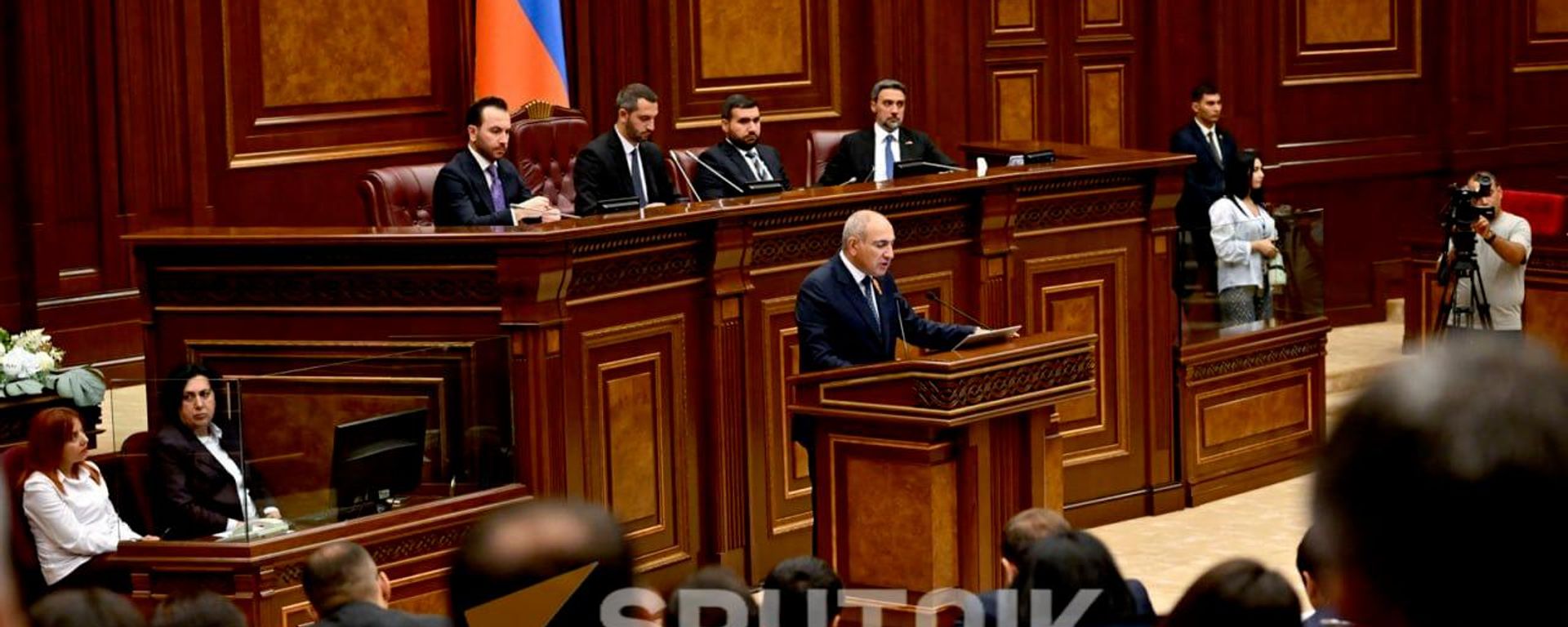 Pashinyan zayavil, chto Armeniya gotovitsya k viboru mejdu YeS i YeAES. - Sputnik O‘zbekiston, 1920, 24.08.2026
