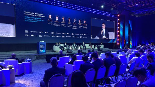 Rukovoditel departamenta Sentrabanka Samigjon Inogamov na Silk Road Finance & Technology Forum - Sputnik O‘zbekiston