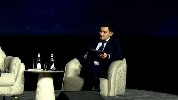Директор по стратегии, трансформации и управлению проектами ЦБ Хусанходжа Абидов - Sputnik Ўзбекистон