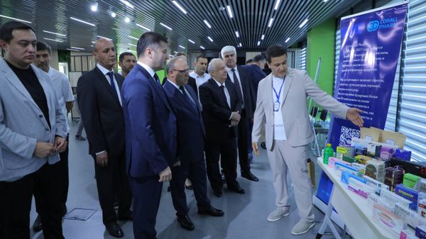Таджикистан и Узбекистан начнут совместно производить лекарства - Sputnik Ўзбекистон