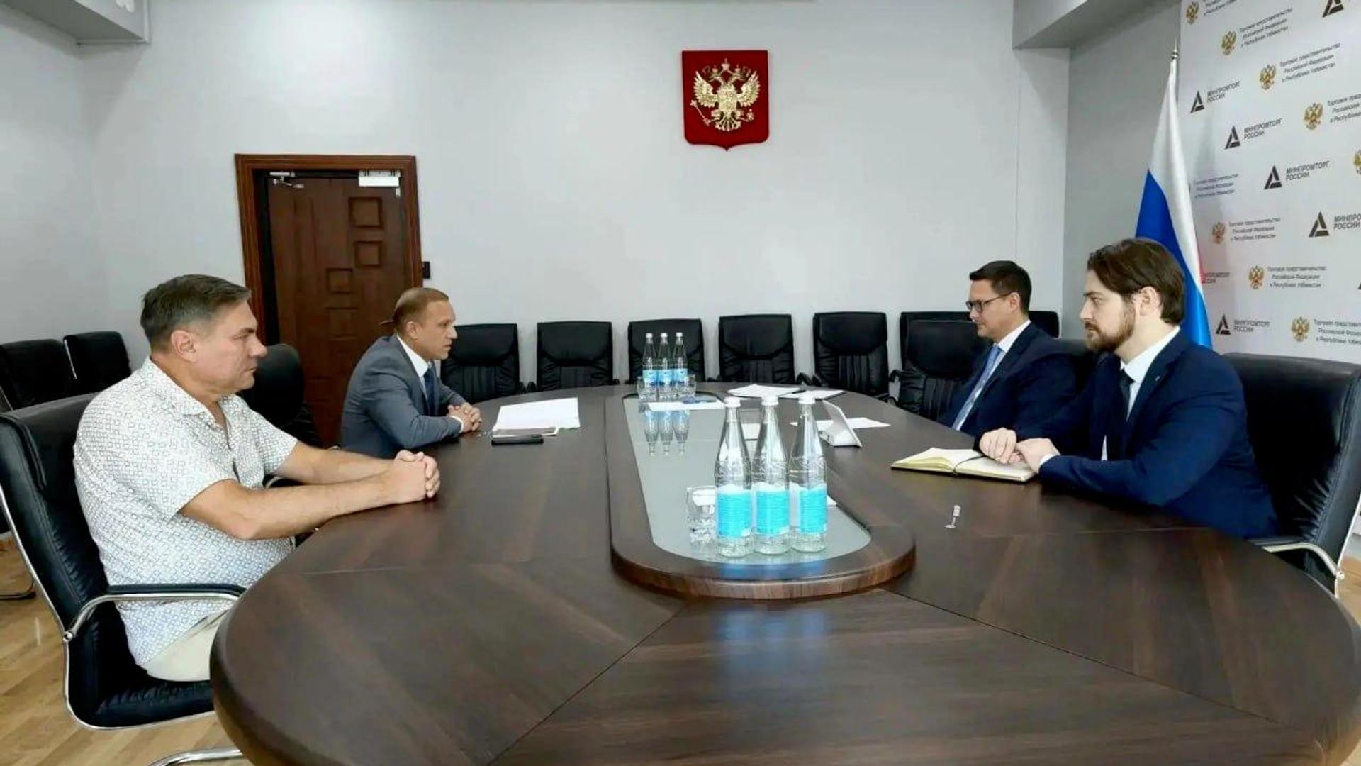 Башкортостан планирует поставки в Узбекистан мороженого, растительного масла, рыбы и других продуктов Башкортостан планирует поставки в Узбекистан мороженого, растительного масла, рыбы и других продуктов - Sputnik Узбекистан, 1920, 26.08.2026