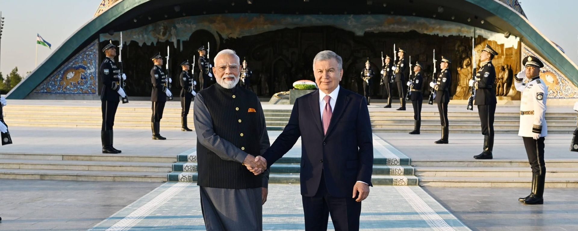 Shavkat Mirziyoyev va Narendra Modi - Sputnik O‘zbekiston, 1920, 29.08.2026