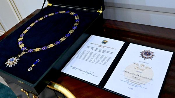 Премьер-министру Индии вручили государственную награду Узбекистана — орден Олий Даражали Дустлик - Sputnik Узбекистан
