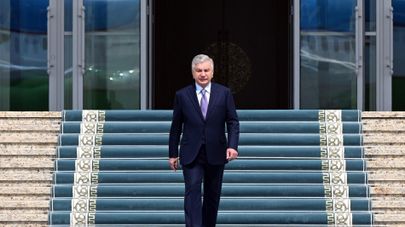 Шавкат Мирзиёев отбыл с рабочим визитом в столицу Кыргызстана