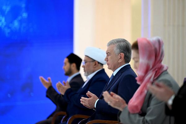 В Ташкенте почтили память Первого Президента Узбекистана - Sputnik Узбекистан