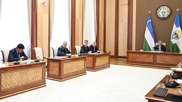 Президент Шавкат Мирзиёев ознакомился с презентацией о ходе работ по строительству АЭС - Sputnik Ўзбекистон