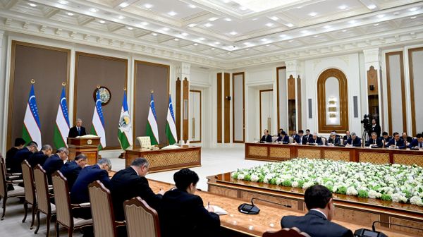 Shavkat Mirziyoyev provodit soveshanie po voprosam sokrasheniya bednosti. - Sputnik O‘zbekiston