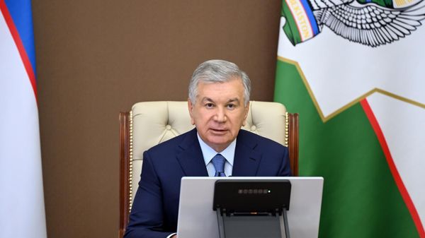 Шавкат Мирзиёев ознакомился с презентацией о ходе работ по строительству интегрированной атомной электростанции и возведению современного городка-спутника в Джизакской области Шавкат Мирзиёев ознакомился с презентацией о ходе работ по строительству интегрированной атомной электростанции и возведению современного городка-спутника в Джизакской области - Sputnik Узбекистан