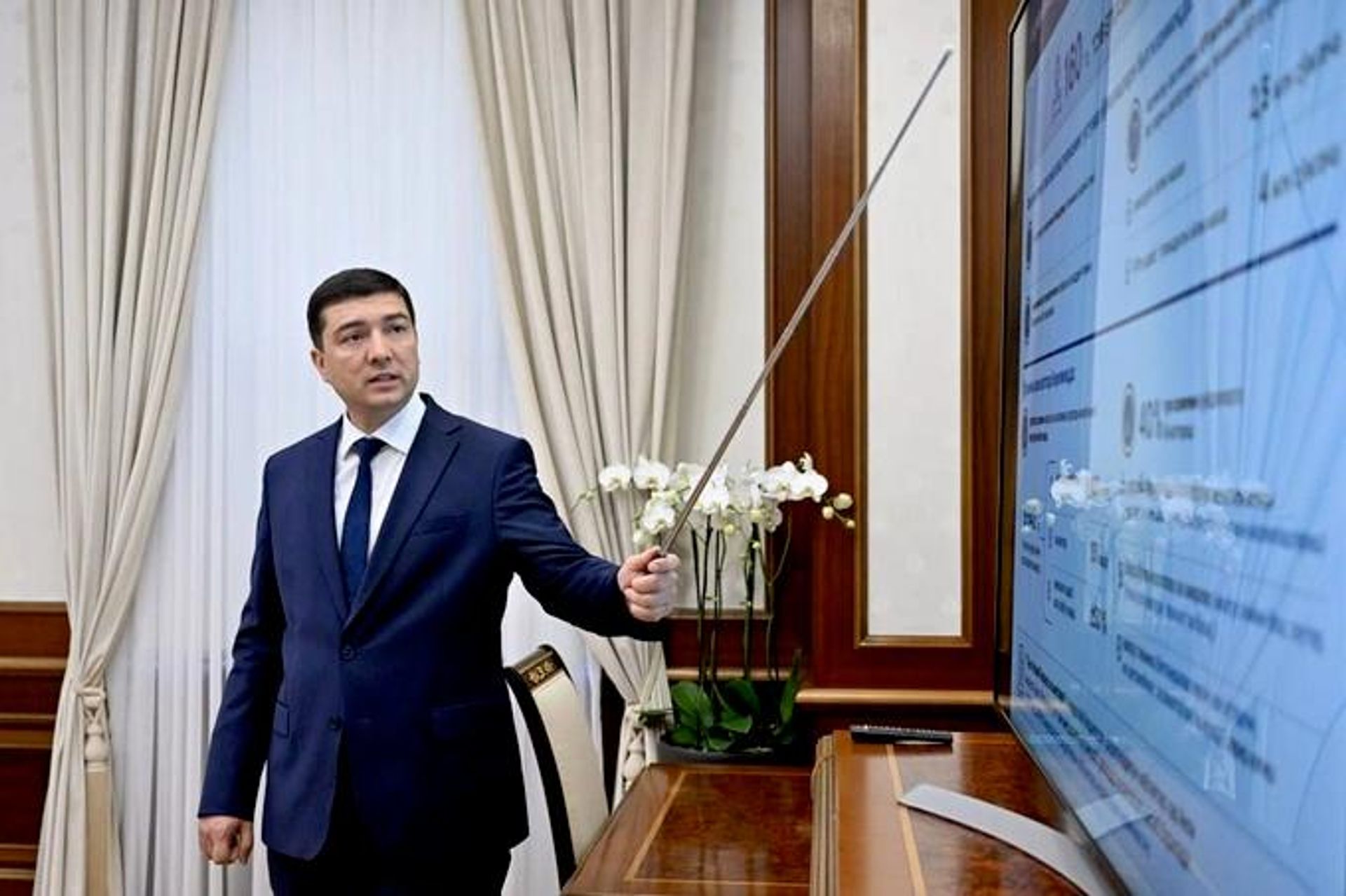 Тимур Бутунбаев назначен заместителем руководителя Администрации президента по водным реформам. - Sputnik Узбекистан, 1920, 05.09.2026