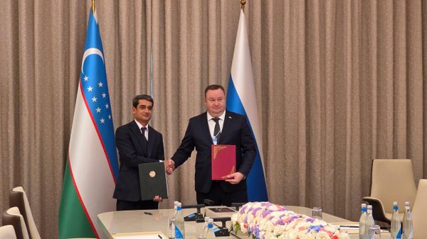 Федеральная таможенная служба РФ и Таможенный комитет РУз подписали меморандум о сотрудничестве - Sputnik Ўзбекистон