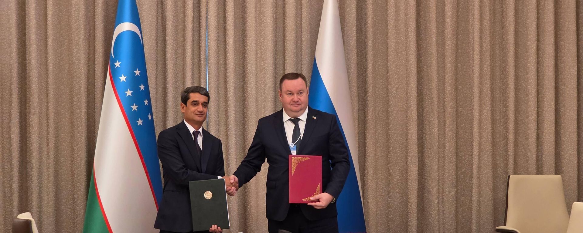 Федеральная таможенная служба РФ и Таможенный комитет РУз подписали меморандум о сотрудничестве - Sputnik Ўзбекистон, 1920, 08.09.2026