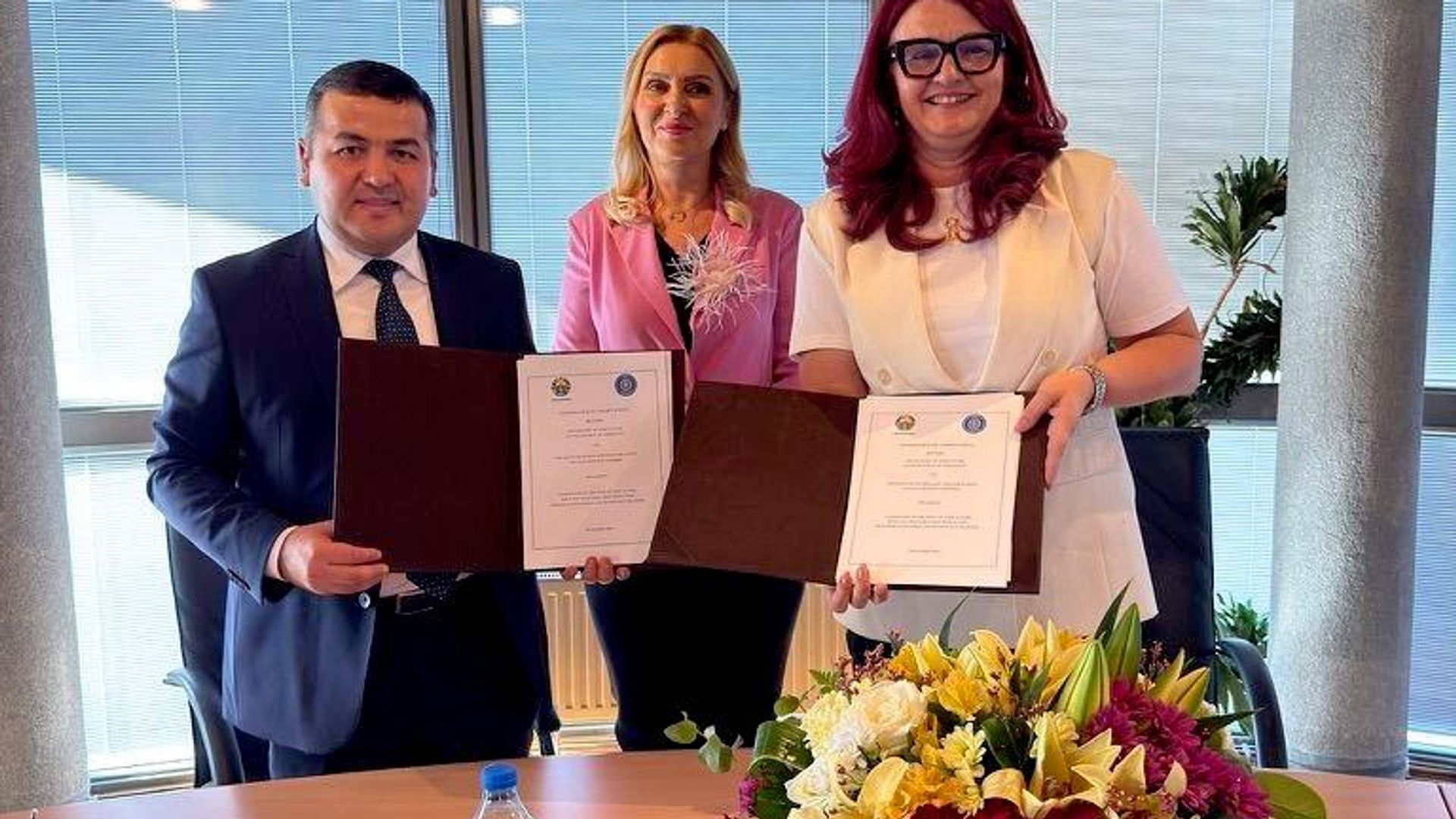 Узбекистан и Сербия подписали соглашение в сфере селекции и семеноводства Узбекистан и Сербия подписали соглашение в сфере селекции и семеноводства - Sputnik Узбекистан, 1920, 09.09.2026