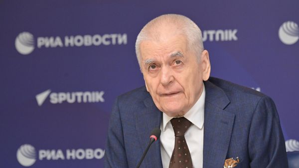 ИИ для врачей, “цифровая деменция”, туберкулез и чума: Онищенко — о главных угрозах - Sputnik Узбекистан