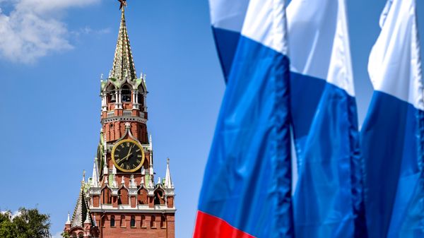Украшение Москвы ко Дню России - Sputnik Узбекистан
