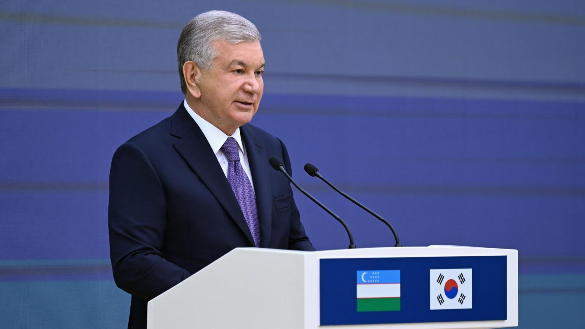 Президент Узбекистана принял участие в узбекско-корейском бизнес-форуме Президент Узбекистана принял участие в узбекско-корейском бизнес-форуме - Sputnik Узбекистан, 1920, 15.09.2026