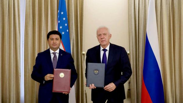 Генпрокуратура РФ и Агентство по противодействию коррупции РУз подписали Программу сотрудничества на 2027–2028 годы Генпрокуратура РФ и Агентство по противодействию коррупции РУз подписали Программу сотрудничества на 2027–2028 годы - Sputnik Узбекистан