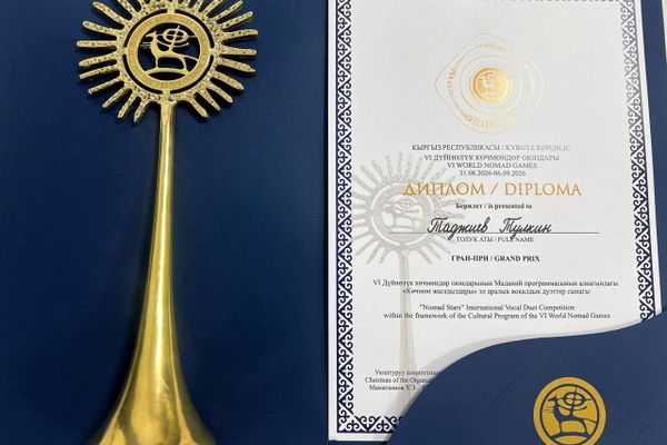 Узбекистанец Тулкин Таджиев стал обладателем Гран-при международного фестиваля Узбекистанец Тулкин Таджиев стал обладателем Гран-при международного фестиваля - Sputnik Узбекистан