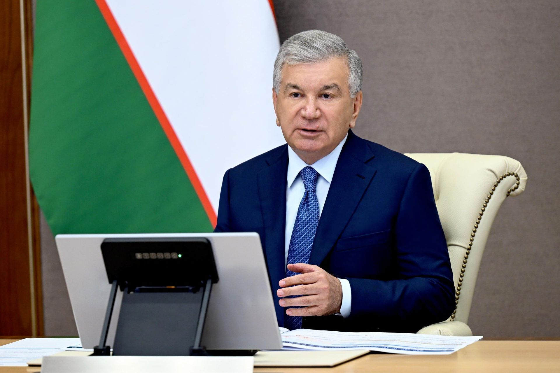 Шавкат Мирзиёев ознакомился с презентацией по выводу проекта Яшил макон на новый уровень. - Sputnik Узбекистан, 1920, 22.09.2026