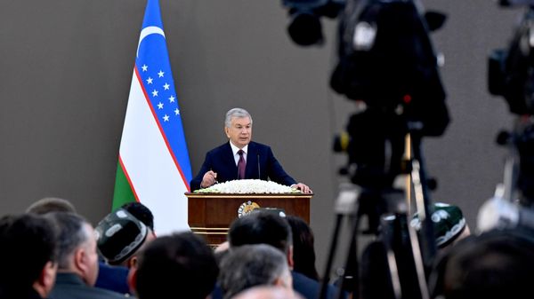 Shavkat Mirziyoyev provodit soveshanie po razvitiyu Andijanskoy oblasti - Sputnik O‘zbekiston