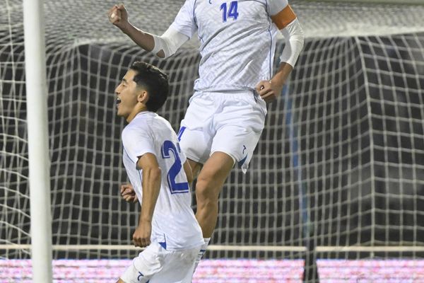 Sbornaya Uzbekistana obigrala Iran so schetom 3:1 v tovarisheskom matche Sbornaya Uzbekistana obigrala Iran so schetom 3:1 v tovarisheskom matche - Sputnik O‘zbekiston
