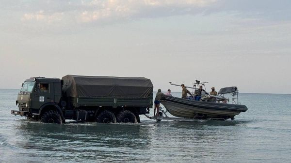Трагедия на Каспийском море. Поиски погибших военнослужащих. - Sputnik Узбекистан