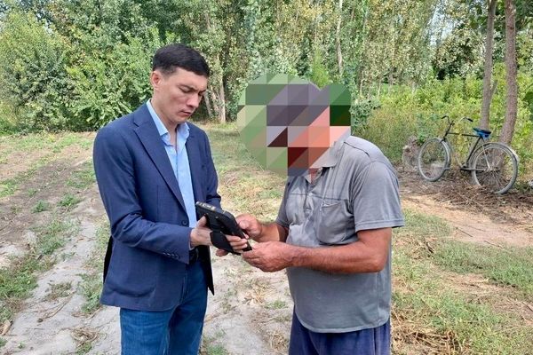 В Ферганской области трех человек оштрафовали на общую сумму 3,96 млн за выброс мусора в неустановленных местах - Sputnik Узбекистан