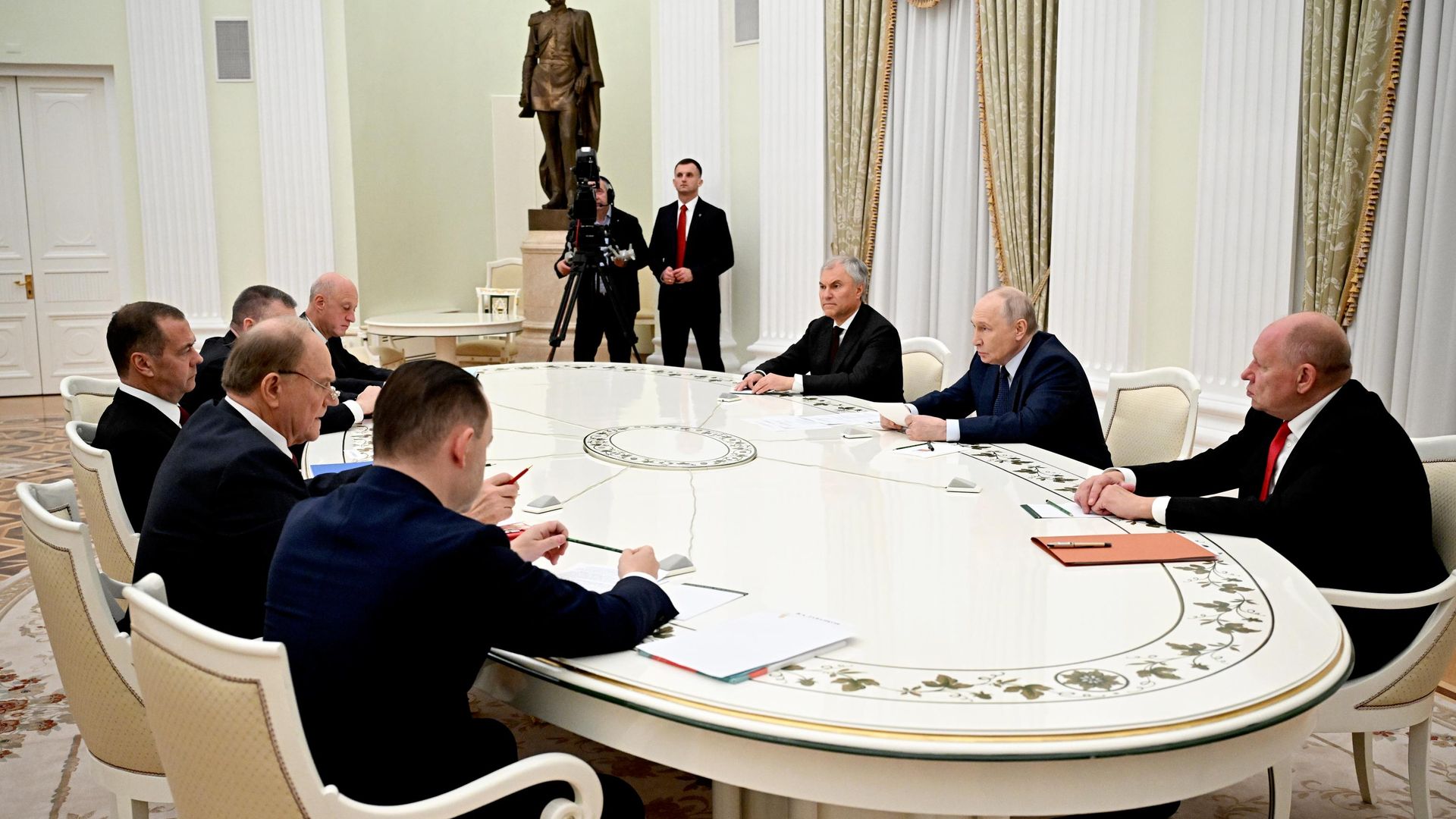 Президент Владимир Путин провел ряд встреч Президент Владимир Путин провел ряд встреч - Sputnik Узбекистан, 1920, 29.09.2026