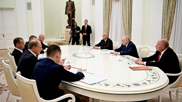 Президент Владимир Путин провел ряд встреч - Sputnik Ўзбекистон